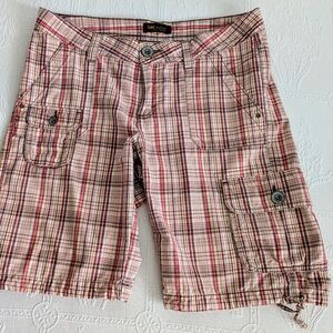 Women's Lee One True Fit Plaid Cargo Shorts in Size 12M